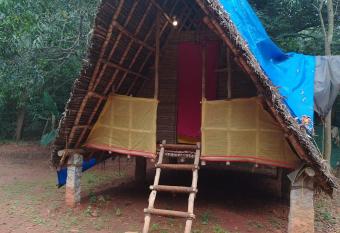 BonGypsy Eco-Hut Stay has Smoking/Balcony rooms