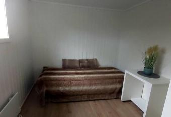 Aurora rooms for rent nr2 We are doing privet Northen lights trips, reindeer trip and Fjord sommaroy trip allows 18 year olds to book a room