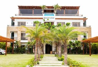 BEACH ROCK, punta cana Hard Rock allows 18 year olds to book a room