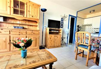 La Perle Marine - Vue Oc  an et Direct Plage has Balcony rooms