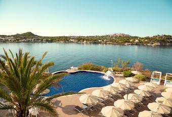 Sentido Fido Punta del Mar Hotel & Spa - Adults Only allows 18 year olds to book a room