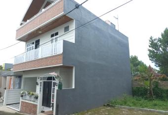 Zaina Vacation Home Syariah has Balcony rooms