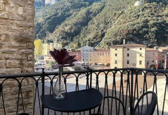 Downtown Balcony & View has Balcony rooms