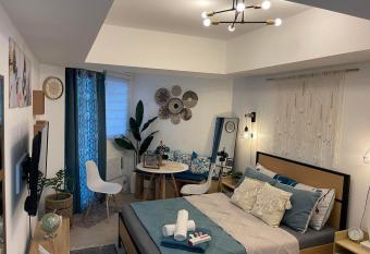 Cozy Studio Unit at Azure North San Fernando Pampanga has Balcony rooms
