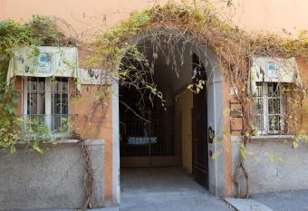 Palazzo Liberati Apartments allows 18 year olds to book a room