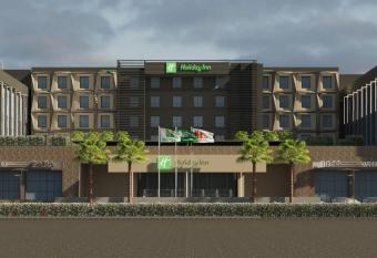 Holiday Inn & Suites - Al Khobar, an IHG Hotel allows 18 year olds to book a room