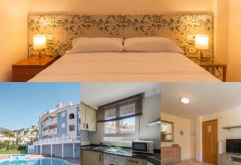 Cozy Apt 4 pax, Pool, Beach, trekking, Pe  iscola has Balcony rooms
