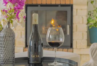 Golden appartement has Balcony rooms