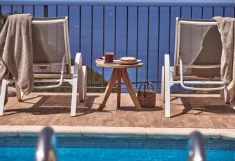 Maristel Hotel & Spa allows 18 year olds to book a room