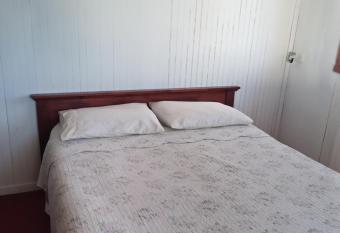 Habitaciones patagonia paradise allows 18 year olds to book a room