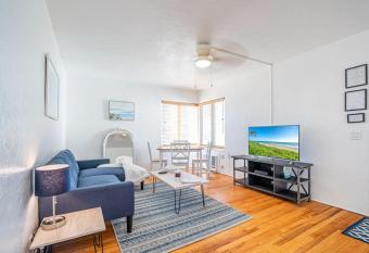 Barrys by the Sea Steps to the Ocean allows 18 year olds to book a room