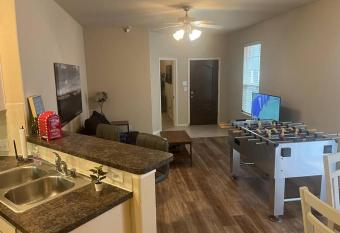 Peaceful McKinney Home has Balcony rooms