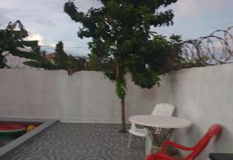 Quiet And Family Apt 4 Minutes From The Airport has Balcony rooms