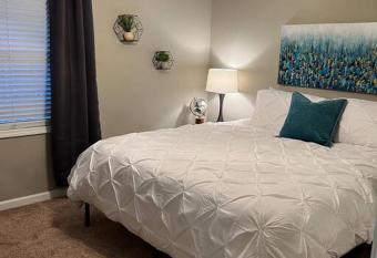 Quiet place to work or visit wifi streaming workspace has Balcony rooms