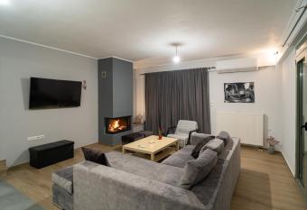                                                Christmas in Trikala has Balcony rooms