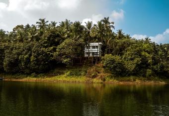 Waterside by TRIPIX has Balcony rooms