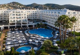 AQUA Hotel Aquamarina & Spa has Balcony rooms