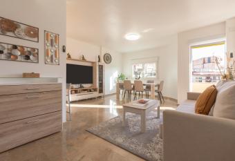 Palma de Mallorca 12 has Balcony rooms