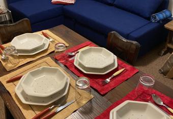 BeSt Alce has Balcony rooms