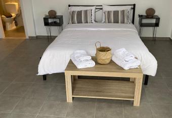 Mani Spot has Balcony rooms