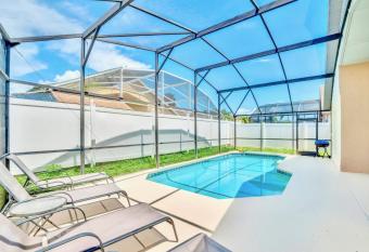 4BR Family Home w Pool & Netflix - Near Disney allows 18 year olds to book a room