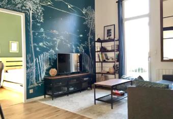 T2 styl  /calme et confortable allows 18 year olds to book a room