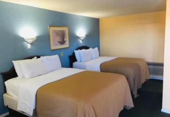 Travelors Lodge Motel & Rv Park Us-287&us-96 has Balcony rooms