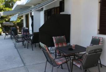 Apartments with a parking space Stanici, Omis - 20107 has Balcony rooms