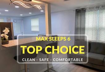 Modern 2/1 in Parrish FL Sleeps 6 Quiet Dead End St 1/2 Acre Wow allows 18 year olds to book a room