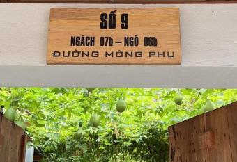        ng L  m homestay - House Number 9 has Balcony rooms