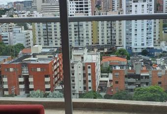 Vibrante Loft Super Ubicado en la mejor zona allows 18 year olds to book a room