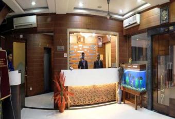 hotel puneet international has Balcony rooms