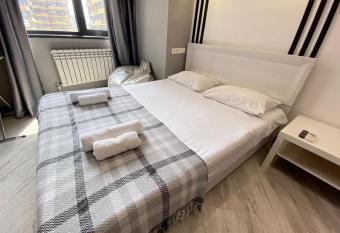                                                            allows 18 year olds to book a room