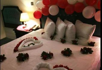 Alsadir Palace hotel has Balcony rooms