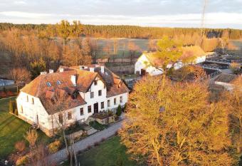 Stadnina Koni Kierzbu   has Balcony rooms