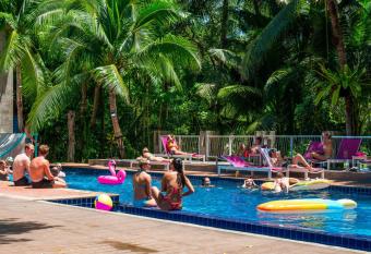 Nomads Ao Nang allows 18 year olds to book a room