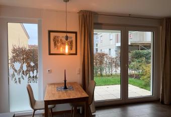 Wohlf  hl-Apartment allows 18 year olds to book a room