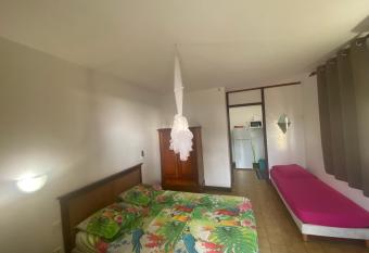 Appartement Victoria 3 allows 18 year olds to book a room