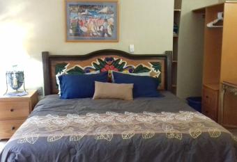 Casa Vida Bella allows 18 year olds to book a room