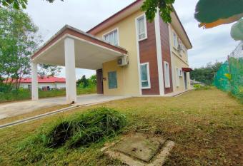 Wanida Homestay @ Mahkota Hills has Balcony rooms