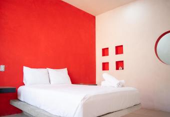 D Karol allows 18 year olds to book a room