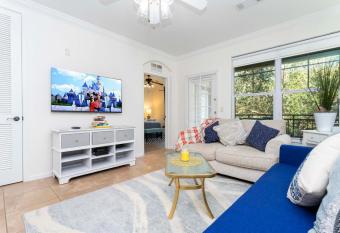 Gorgeous Condo at The Bella Piazza has Balcony rooms