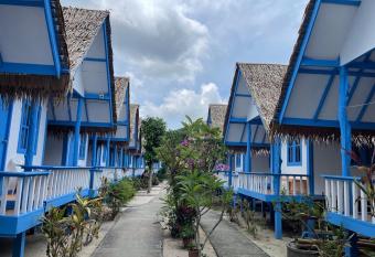 Ko Phangan Beach Cottages allows 18 year olds to book a room
