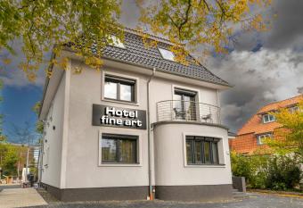 Hotel fine art has Balcony rooms