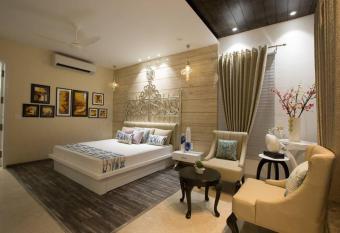 Luxury living has Balcony rooms