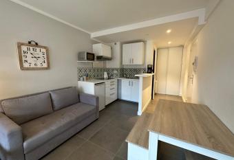 Large Studio Terrace ideal holidays and congresses LIVE IN Le Normandy has Balcony rooms