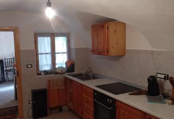 Appartamento rustico di montagna has Balcony rooms