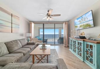 White Caps 603 has Balcony rooms