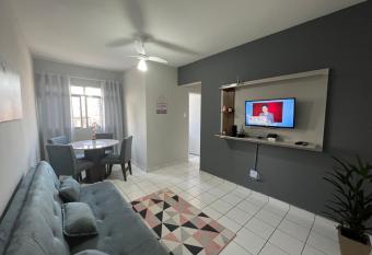 SR Temporada Praia Grande Guilhermina allows 18 year olds to book a room