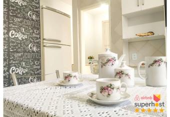 Casa de M  e - Aqui em Foz sempre cabe mais um! has Balcony rooms